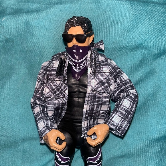 WWE Dominik mysterio Figure - Picture 3 of 4